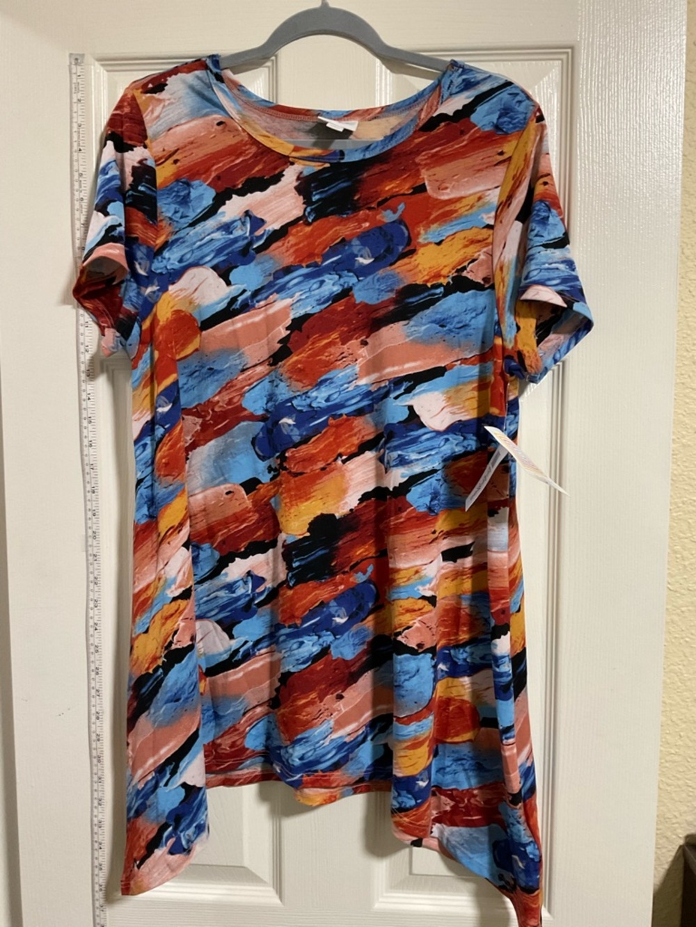 Women's Abstract Brushstroke Short Sleeve Lularoe Top - Multicolor